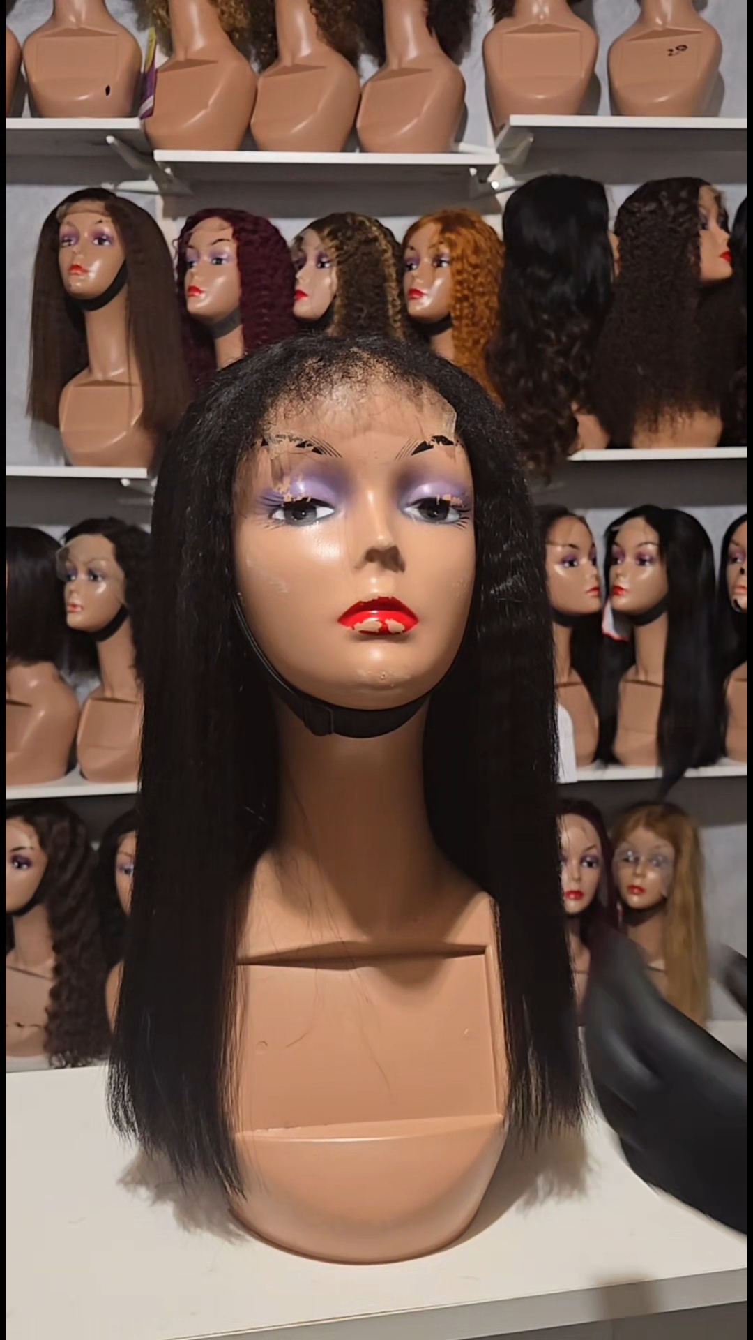 16" Yaki Straight Black